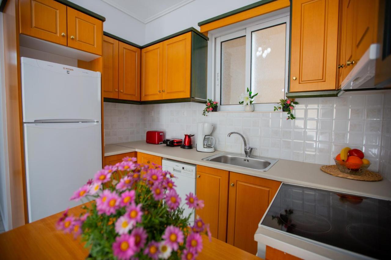 Poly'S Charming Home - City Center & Near The Beach 2Bedroom Apartment Nafpaktos Екстериор снимка
