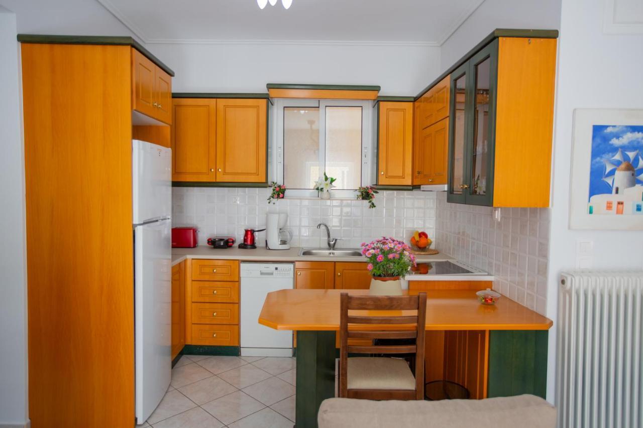 Poly'S Charming Home - City Center & Near The Beach 2Bedroom Apartment Nafpaktos Екстериор снимка